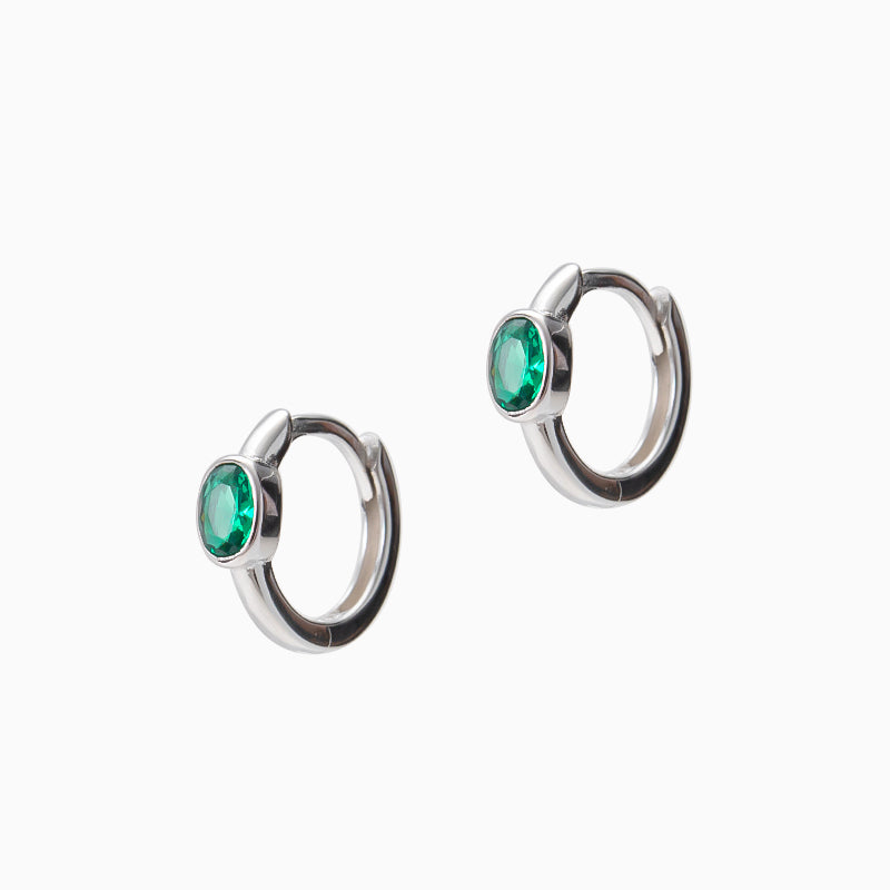Oval Zircon Huggies