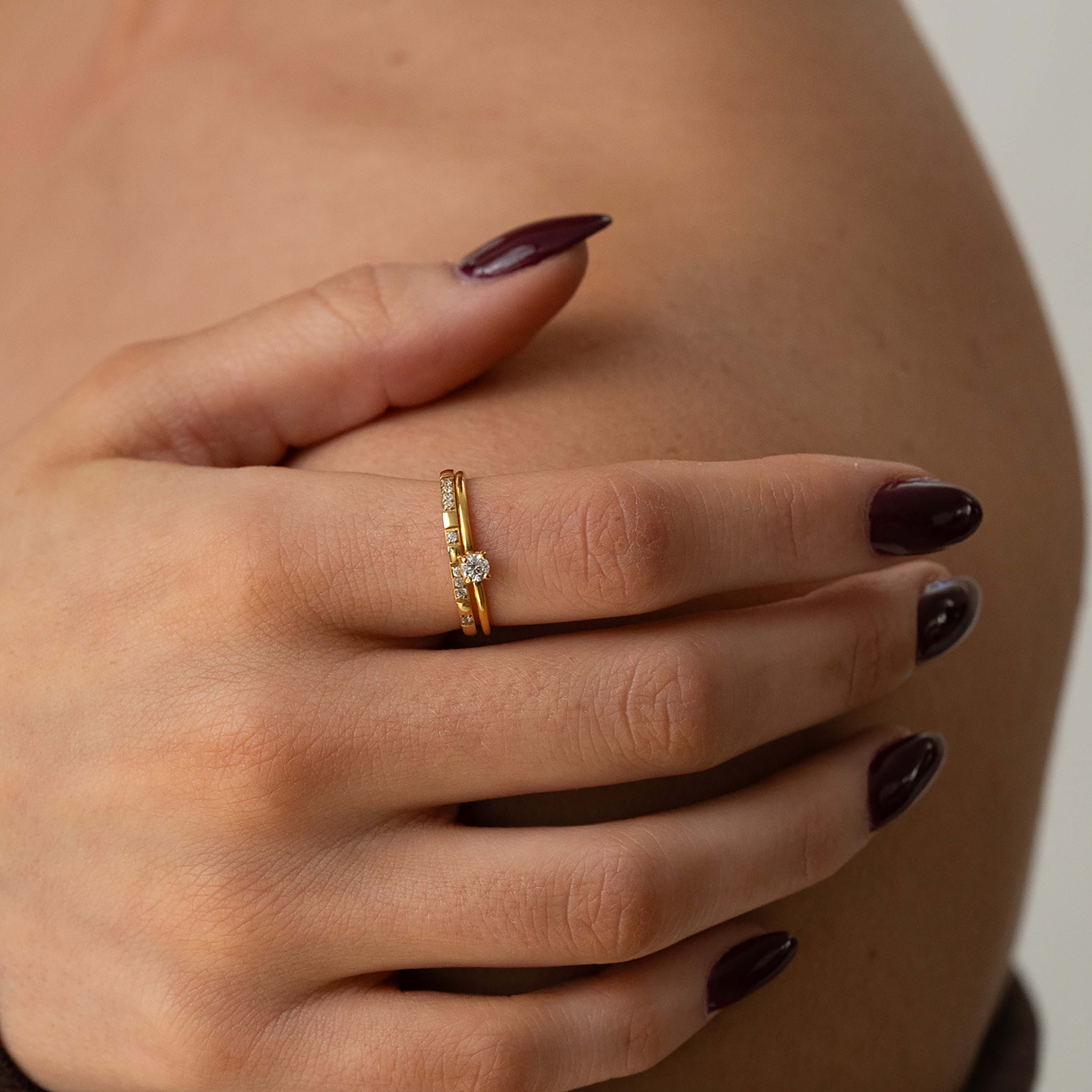 Solitaire Zircon Ring