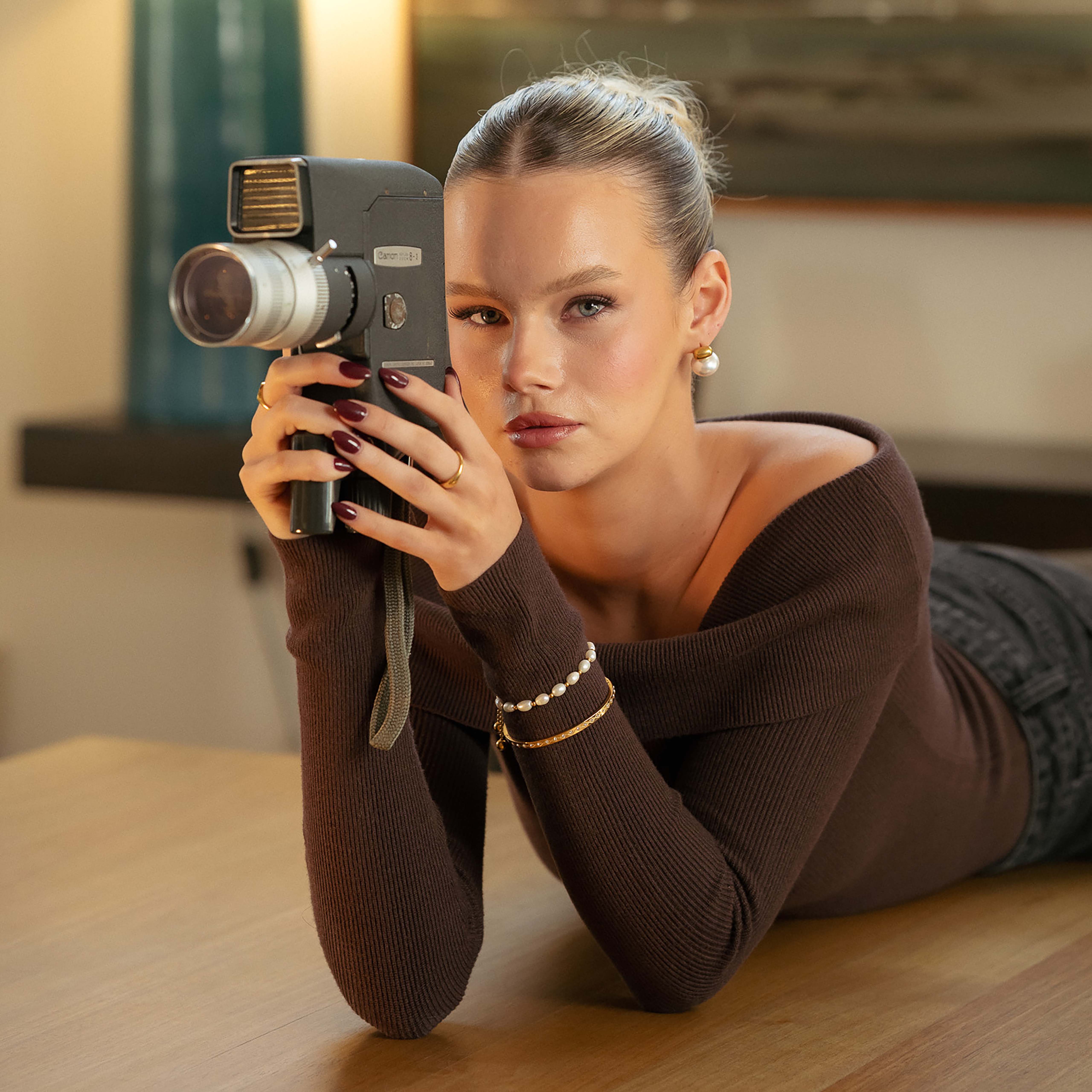 Round Pearl Stud Earrings