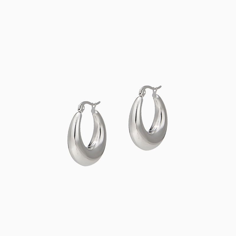 Leena Hoops