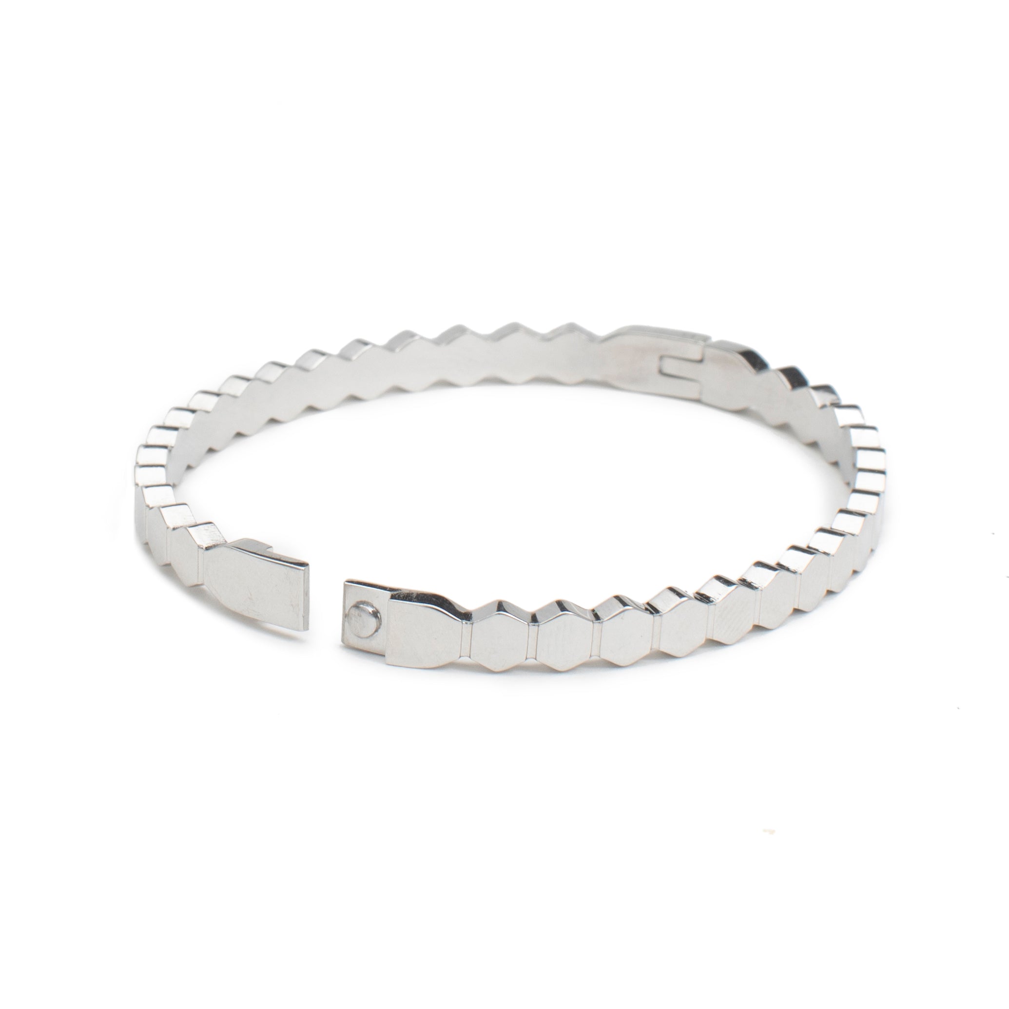 Oval bangle