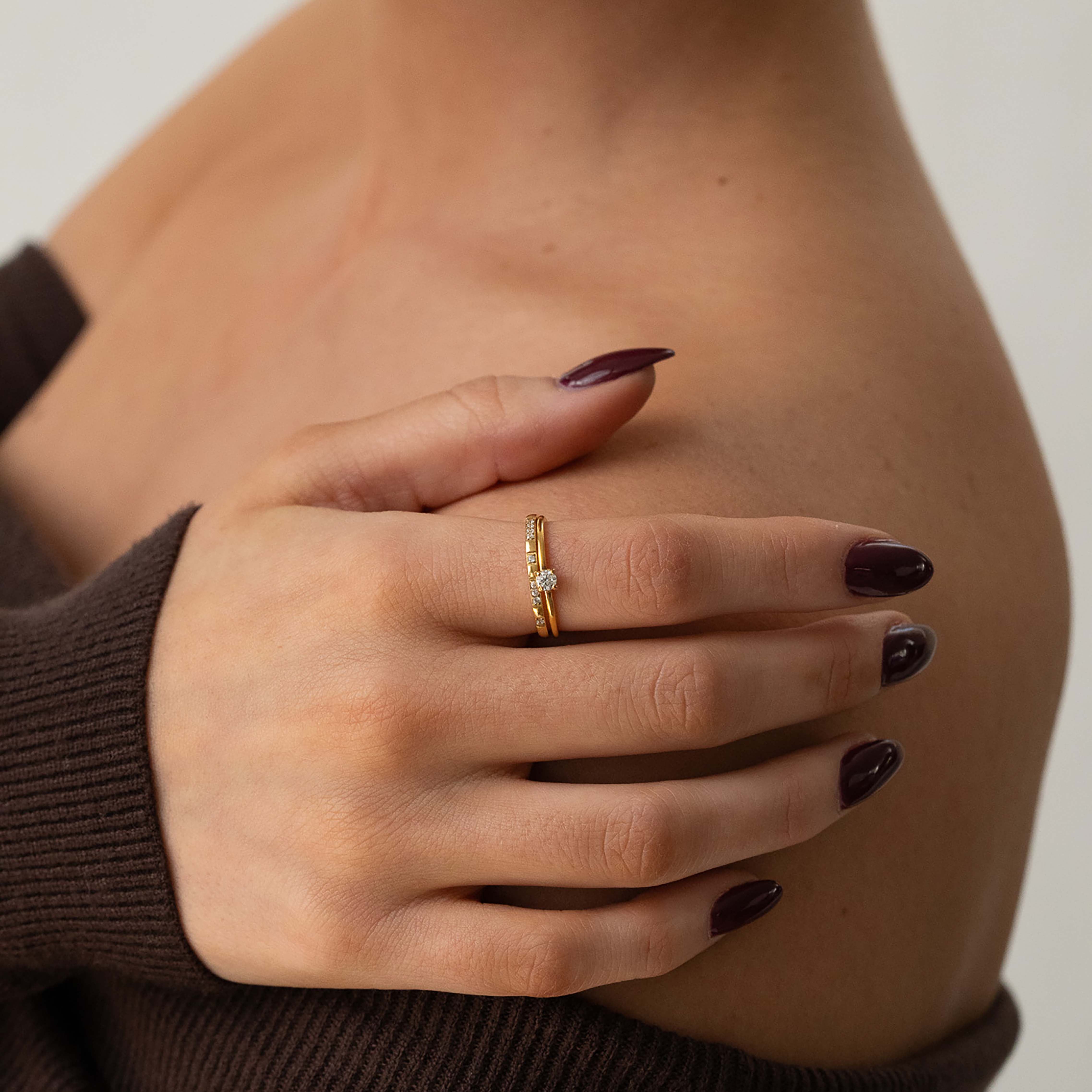 Solitaire Zircon Ring