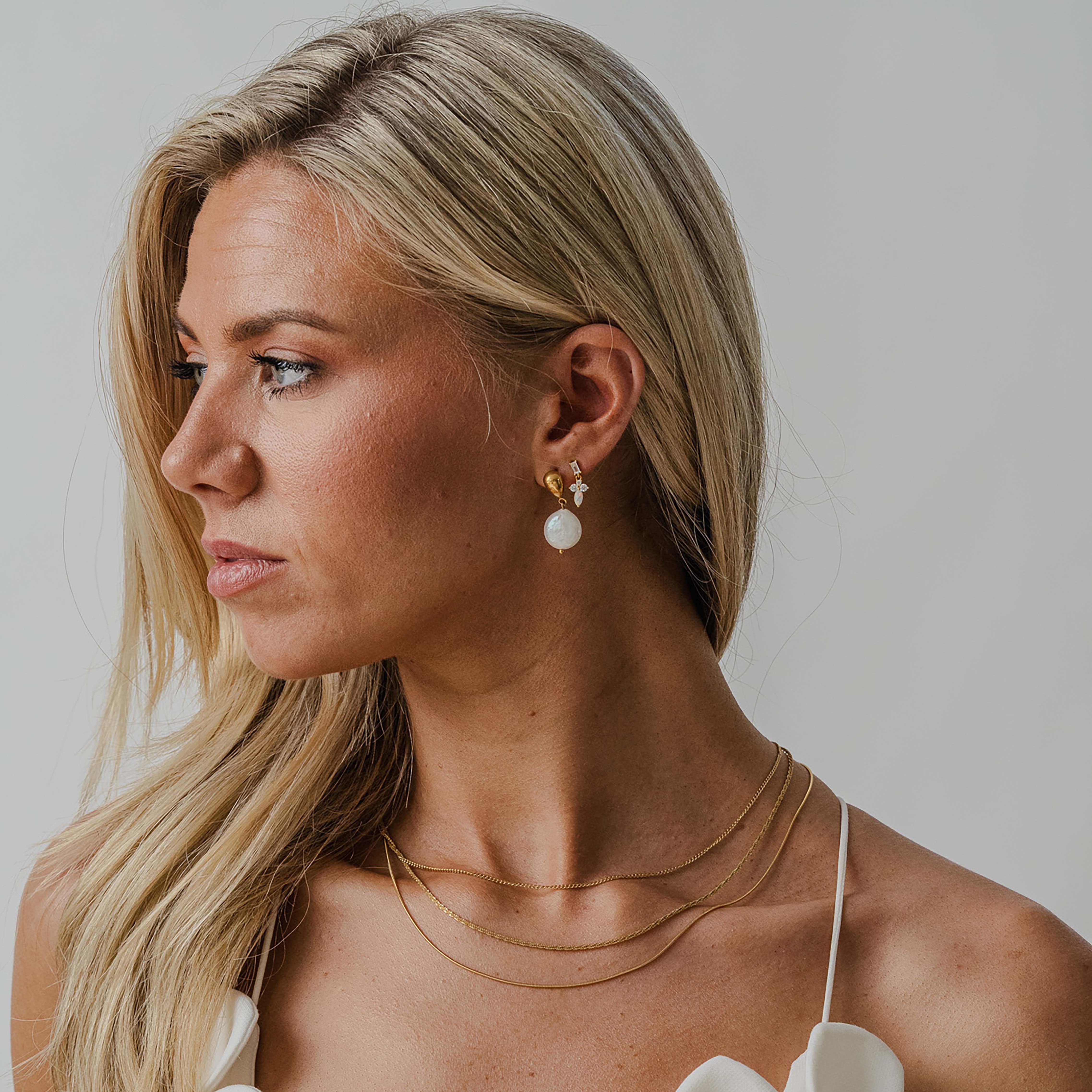 Lunea Pearl Earrings