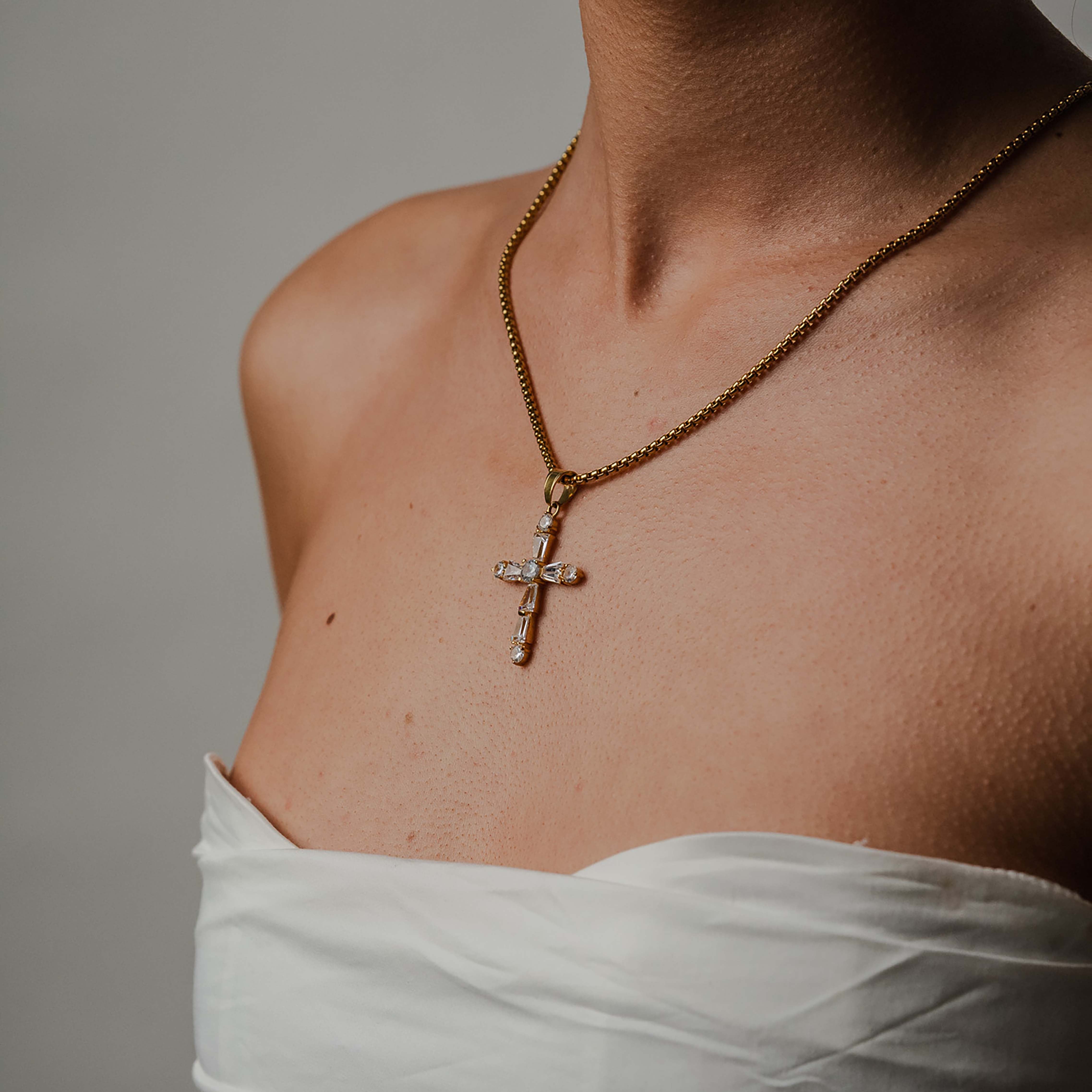 Aurelia Cross Necklace