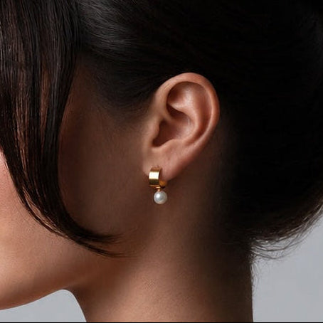 Tina Pearl Earrings