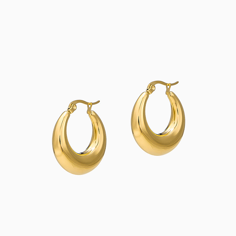 Leena Hoops