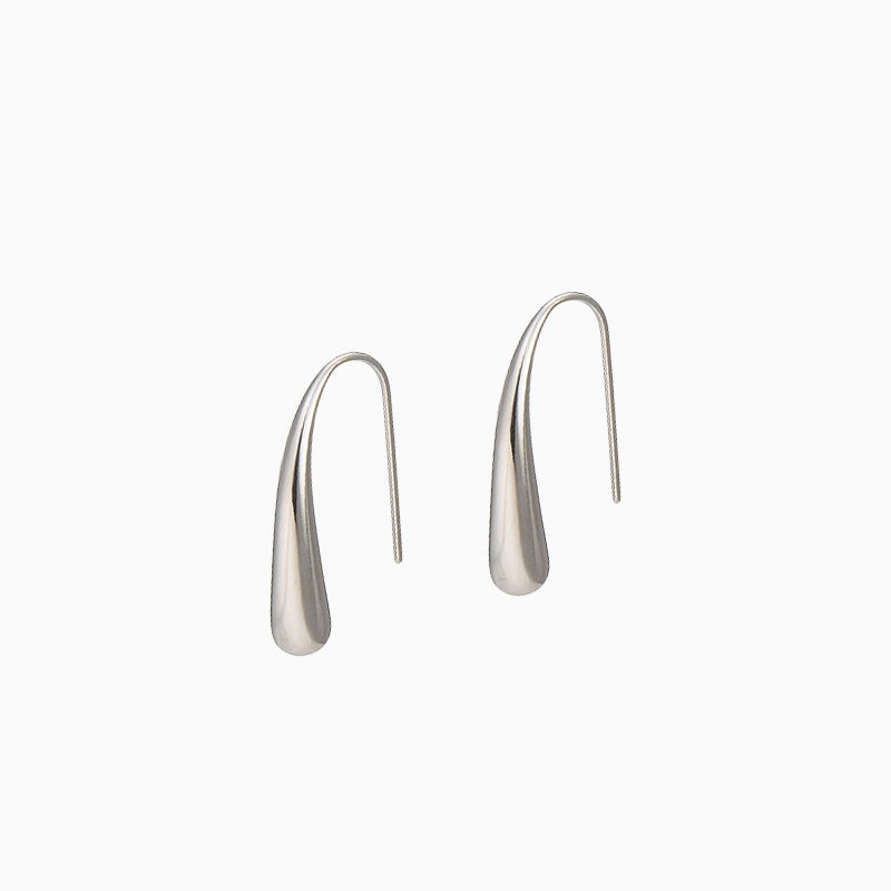 Elara Drop Earrings